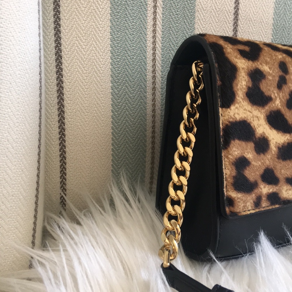 Micheal Kors small crossbosy - Picture 3 of 7